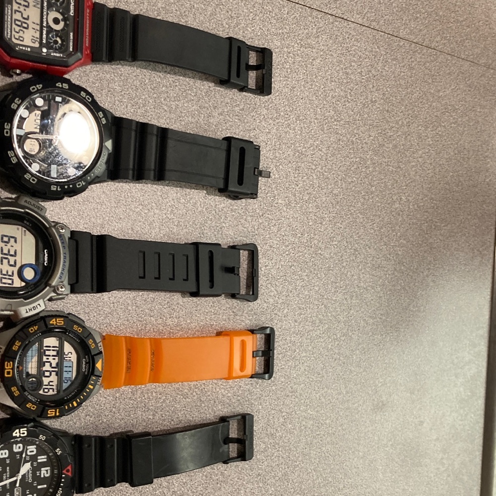 Instant Casio Collection, 5 watch lot, working batteries - Picture 14 of 15